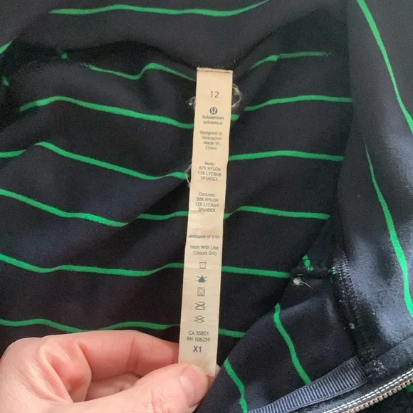 lululemon athletica Striped Jacket - Navy and Teal - Picture 5 of 8
